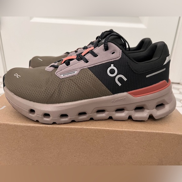 On Women's Cloudrunner 2 Waterproof - Picture 6 of 9